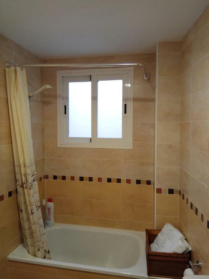 Precioso Atico En Torre De Benagalbon A 20 Metros Del Mar. Apartment Exterior foto