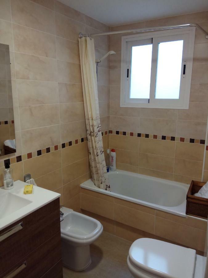 Precioso Atico En Torre De Benagalbon A 20 Metros Del Mar. Apartment Exterior foto