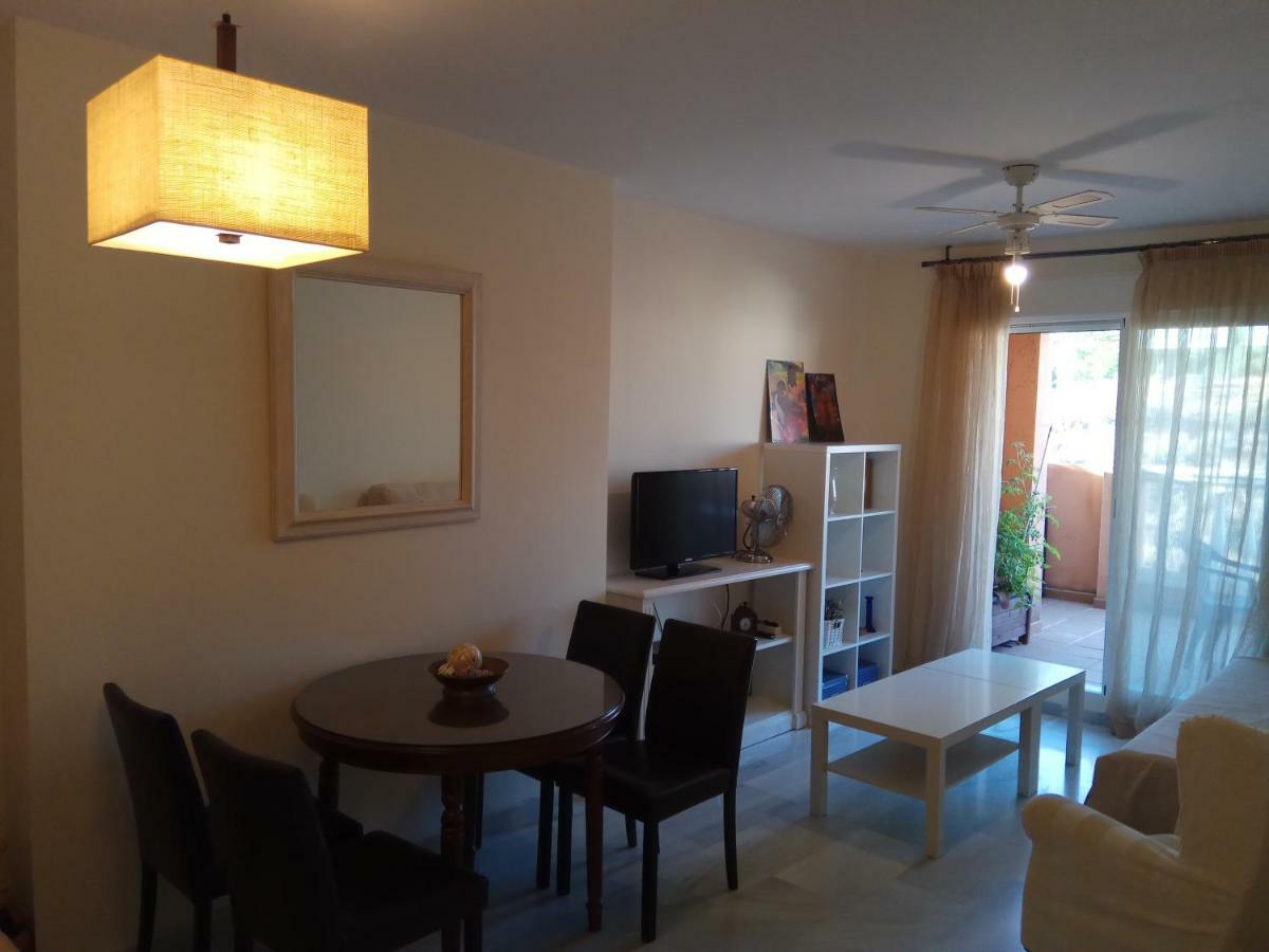 Precioso Atico En Torre De Benagalbon A 20 Metros Del Mar. Apartment Exterior foto