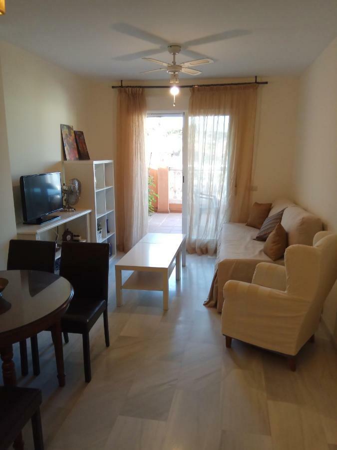 Precioso Atico En Torre De Benagalbon A 20 Metros Del Mar. Apartment Exterior foto